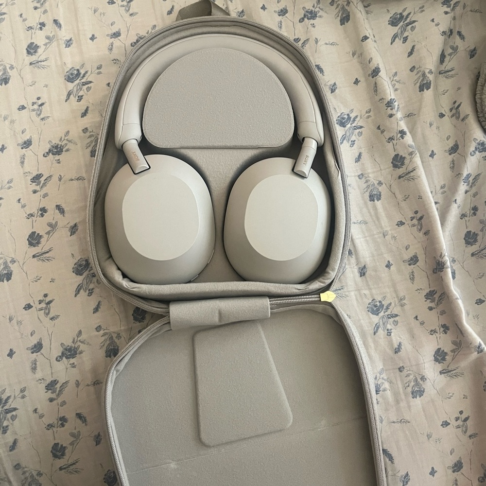 Sony WH-1000XM5 Wireless Noise-Canceling Over-the-Ear Headphones